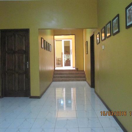 Jamaica Inn Guest House Botianaw Exterior photo