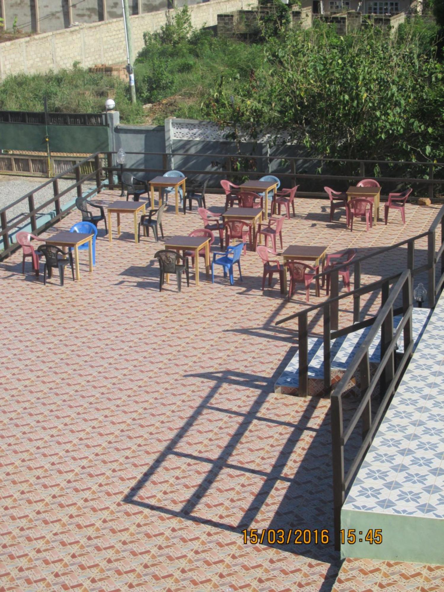 Jamaica Inn Guest House Botianaw Exterior photo